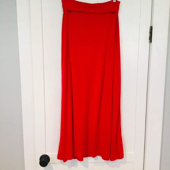 Jody Dresses & Skirts - Jodi Red Maxi skirt fold or yoga waistband